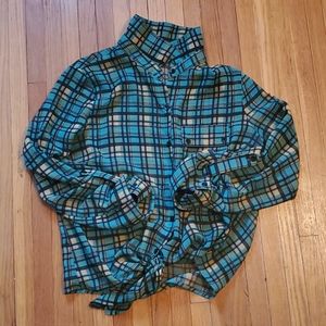 Super cute button up shirt size medium